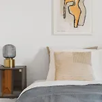 A Stylish Getaway In Modern Surroundings
